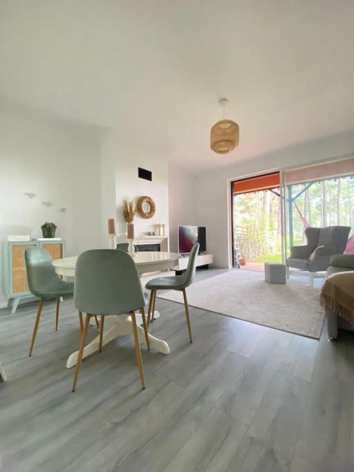 Charmoso Apartamento Na Herdade Da Aroeira Aroeira  Exterior photo